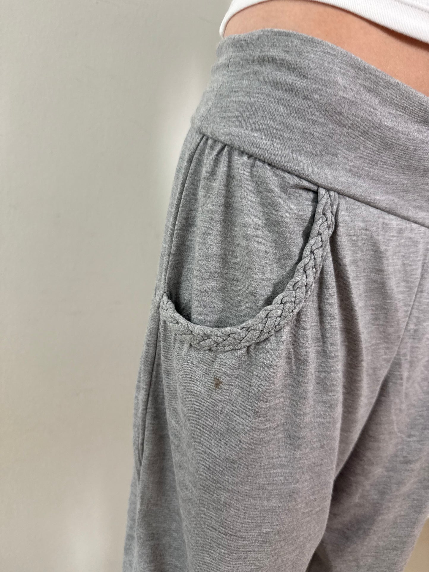 2000s Puma capris