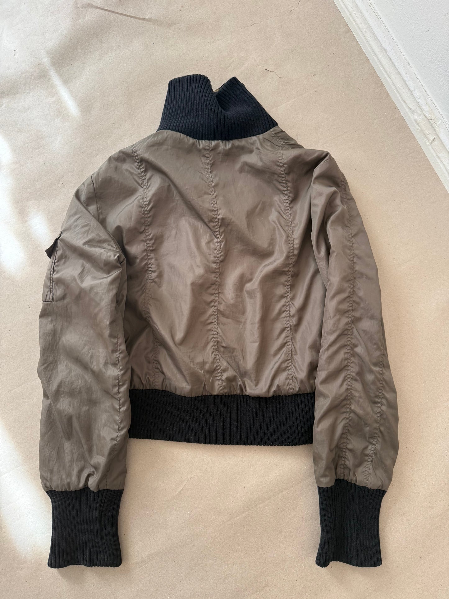 2000s cropped bomber jacket