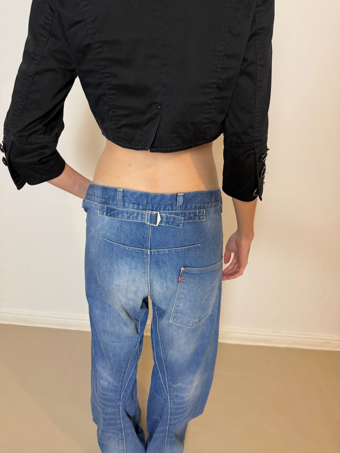 2000s Levis engineered buckle