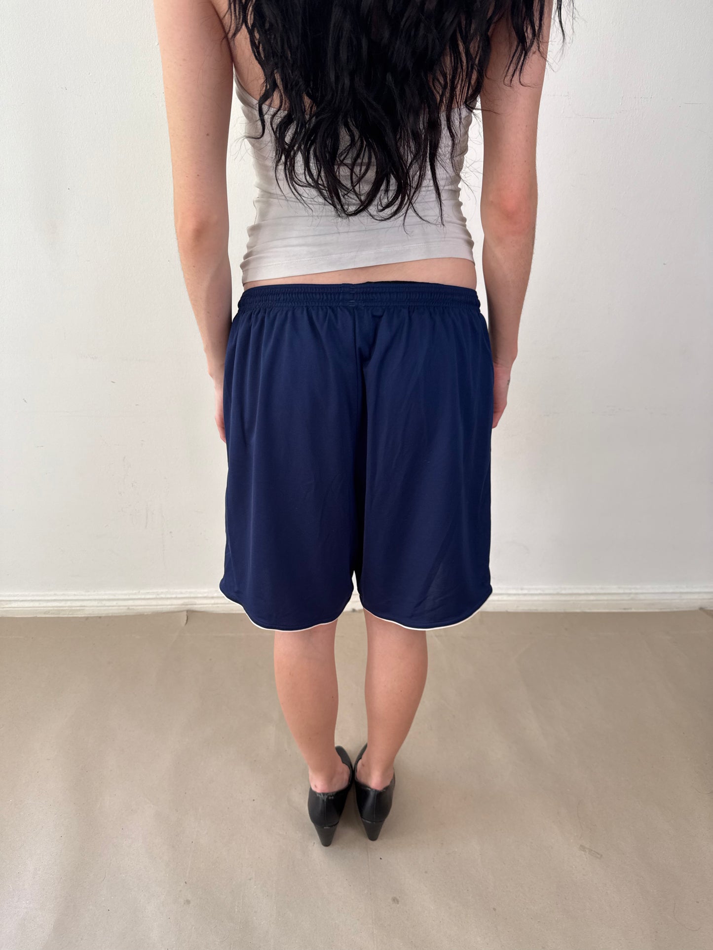 2000s ADIDAS NAVY SHORTS XL
