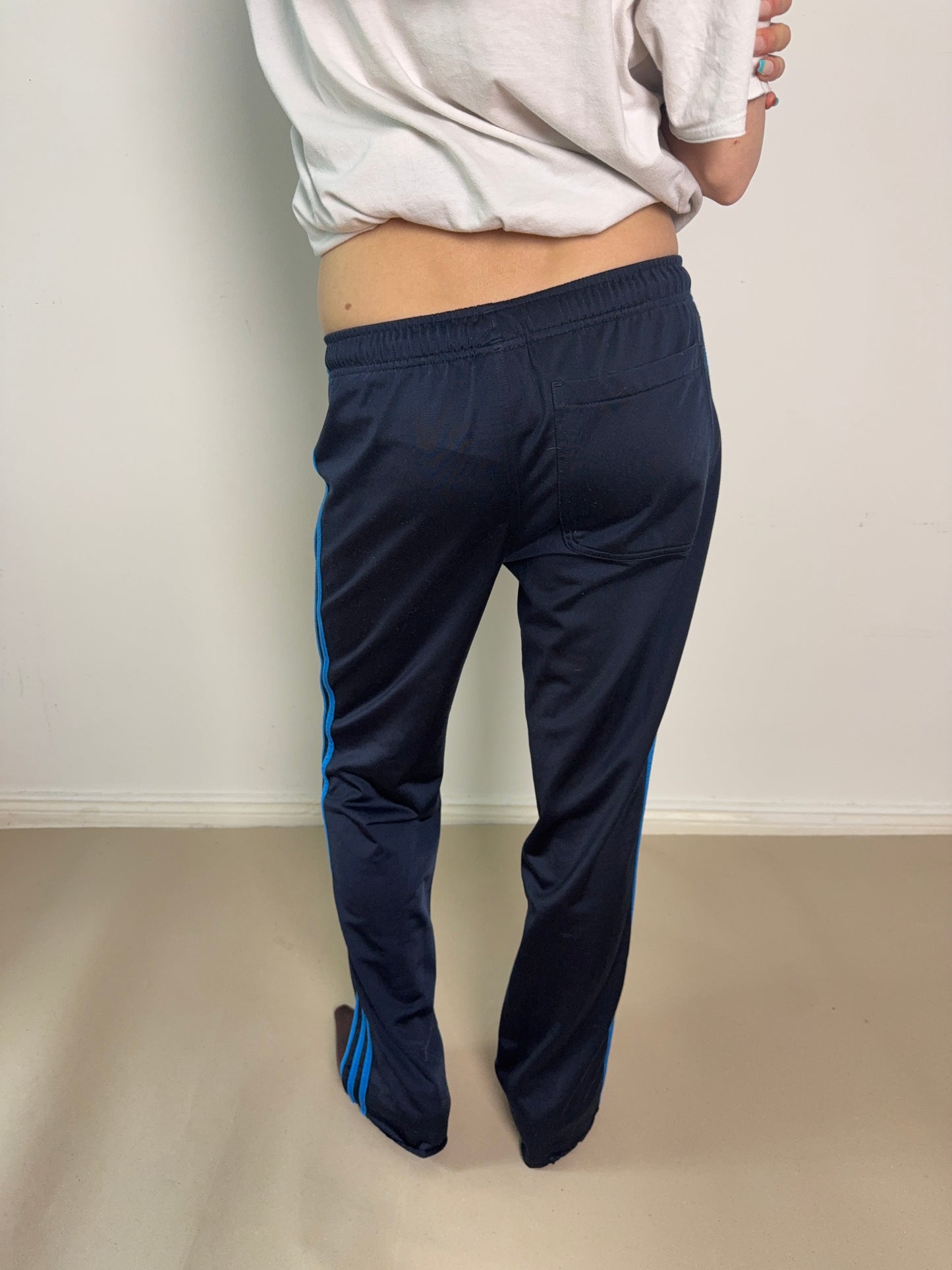 2000s Adidas turqoise trackpants