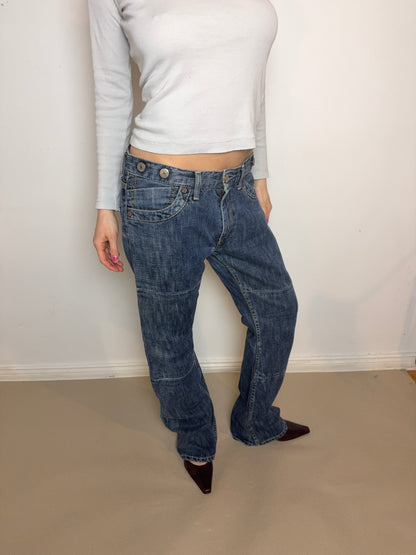 1990s Levi’s antiform button W31