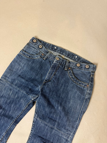 1990s Levi’s antiform button W31