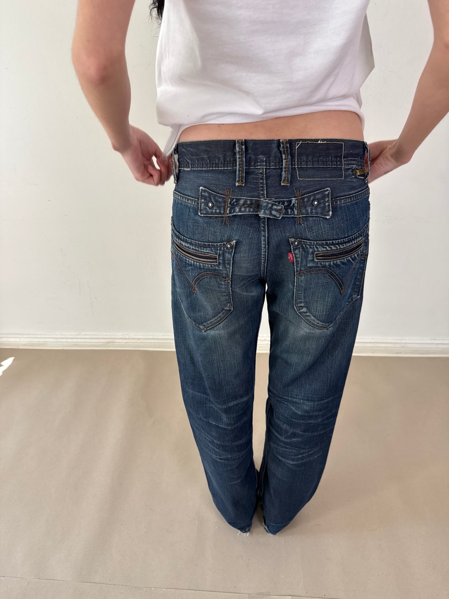 2000s Levi’s 503 buckle