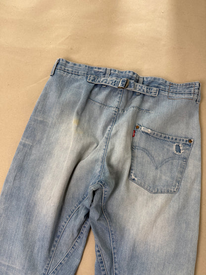 Levi’s engineered buckle W36