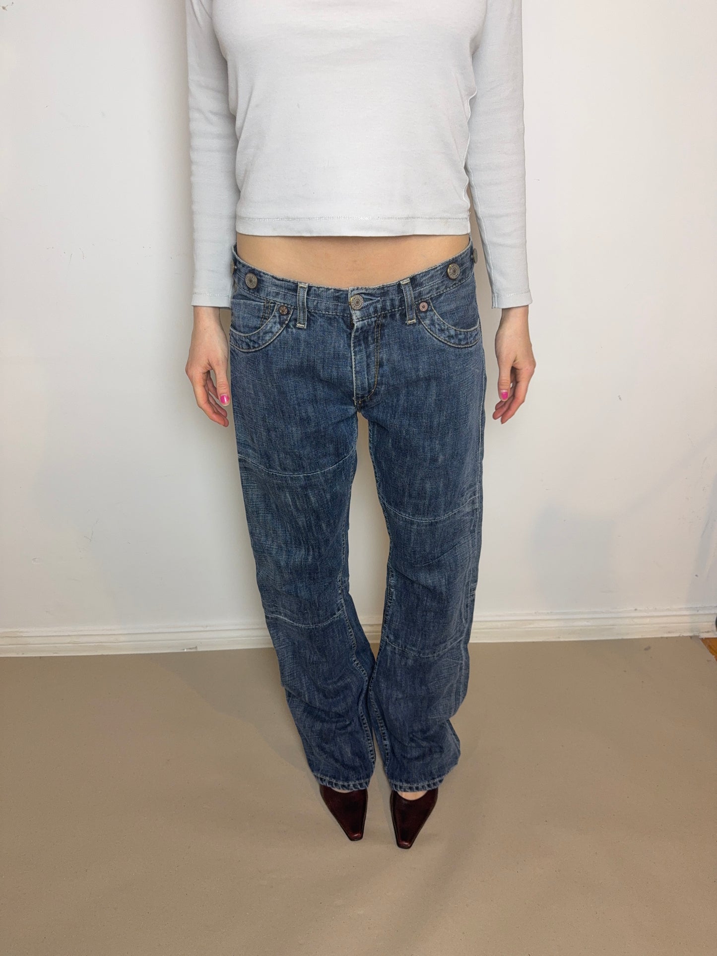 1990s Levi’s antiform button W31