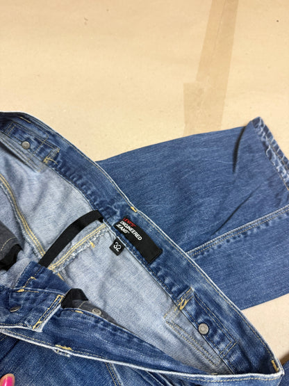 2000s Levi’s egnineered buckle W32
