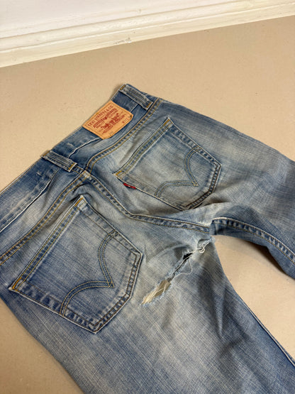 2000s Levi’s 506 ribbed W31
