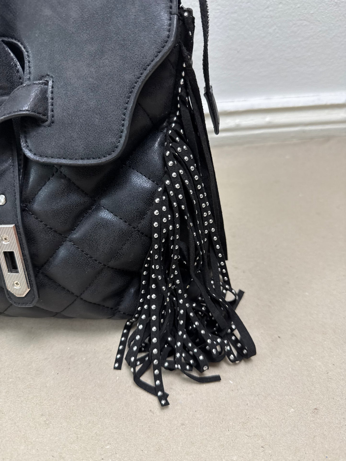 2000s fringe firkin bag black
