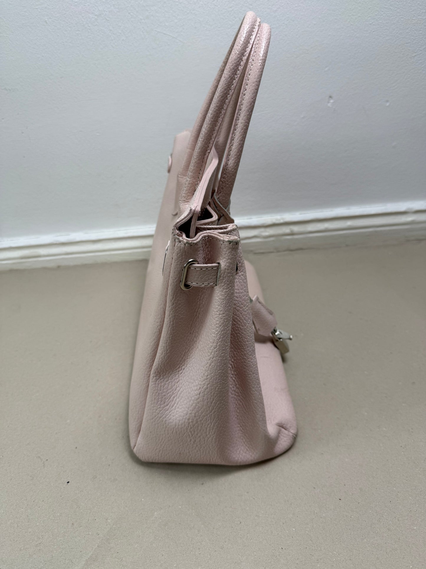 2000s leather firkin bag rose