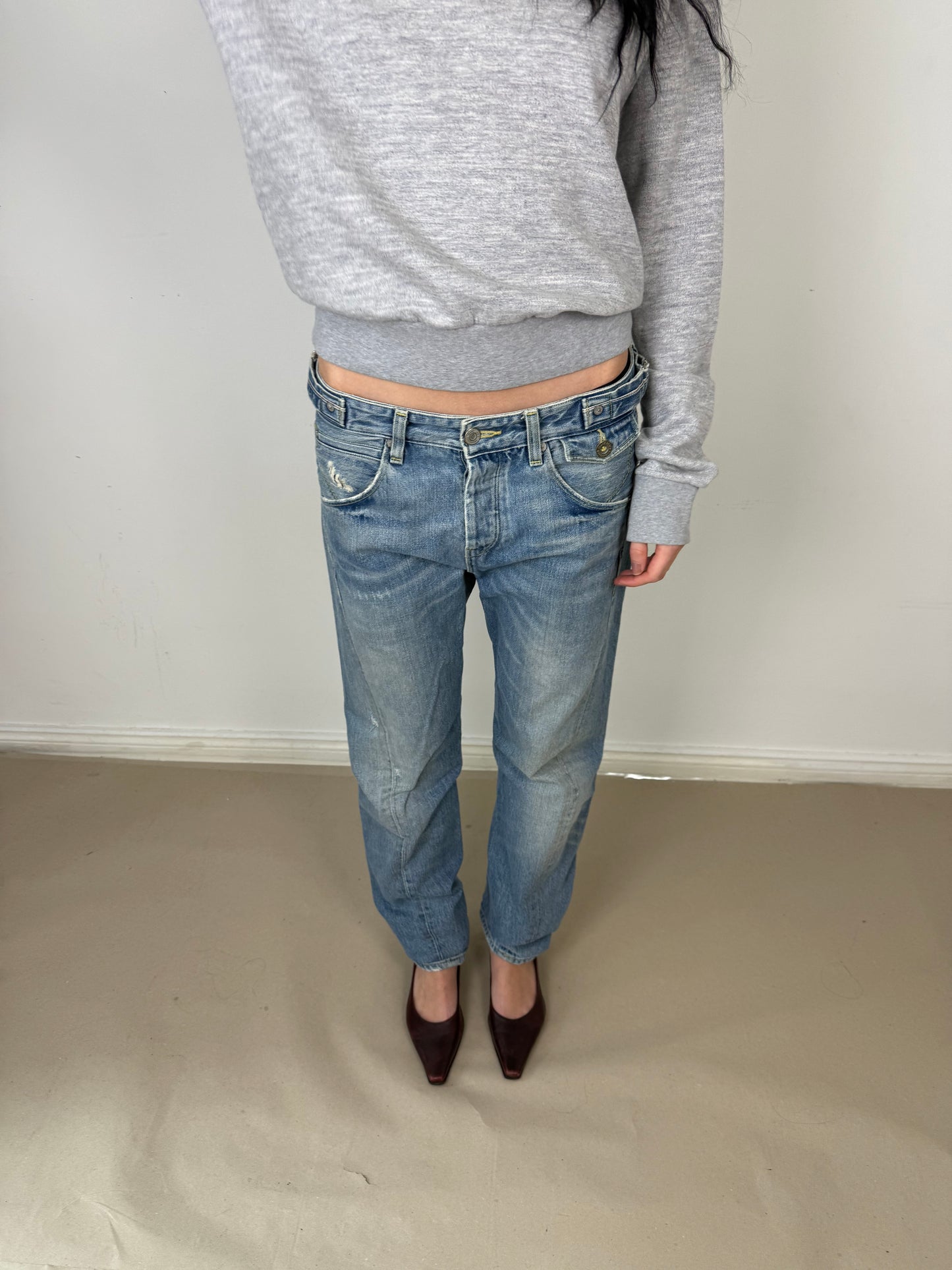 2000s levi’s engineered buckle selvage W29