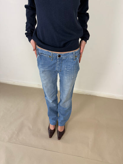 2000s Levi’s engineered W29