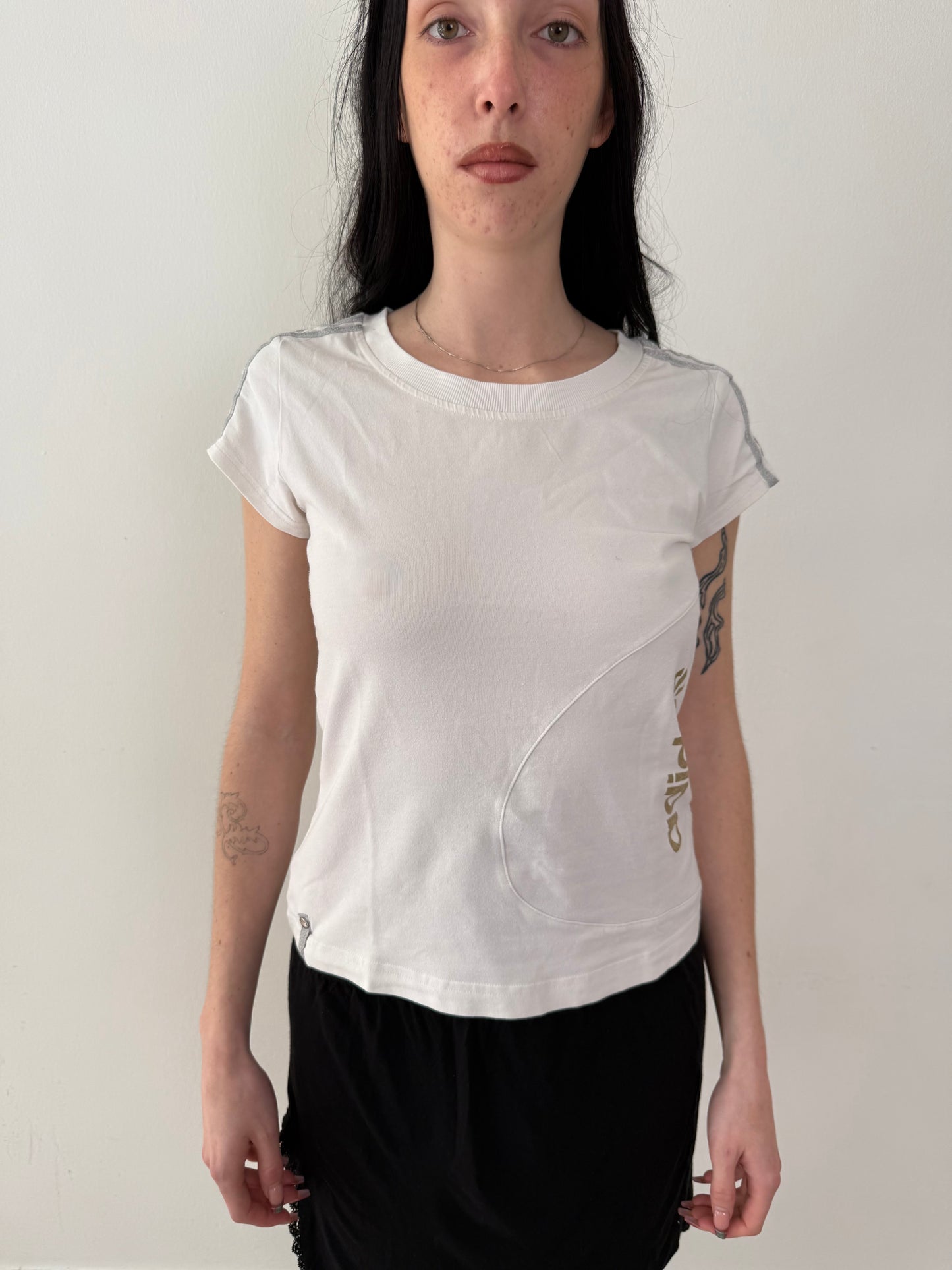 2000s Adidas tee