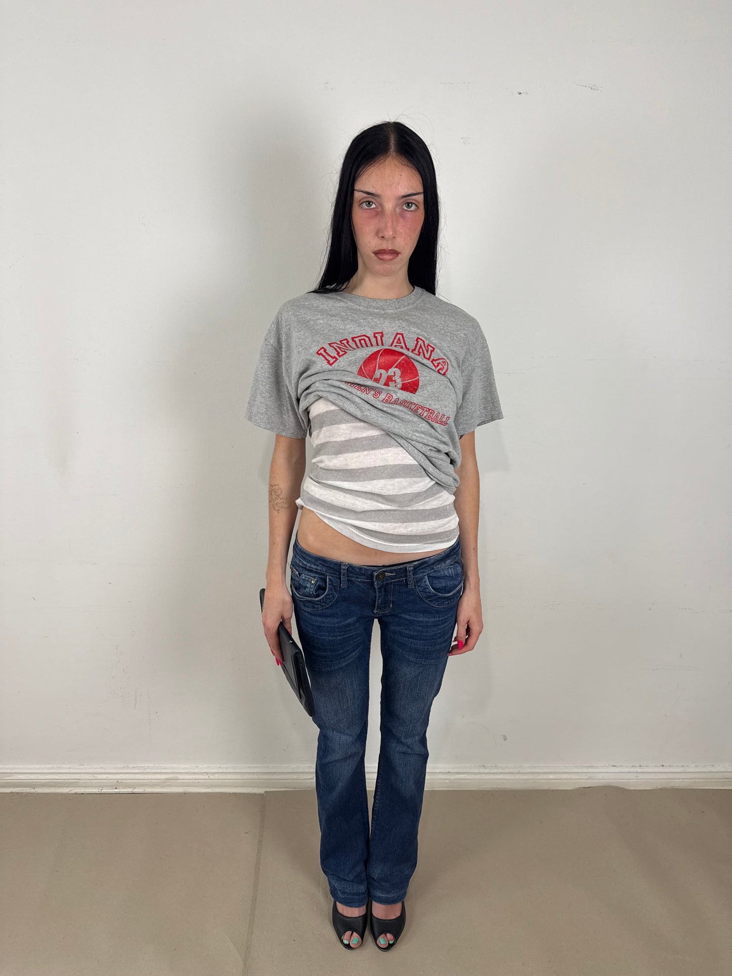 2000s low rise flared jeans