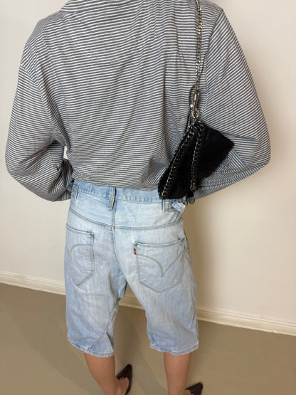 2000s Levis engineered buckle shorts