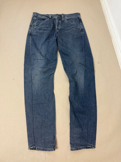 2000s levi’s engineered jeans W33