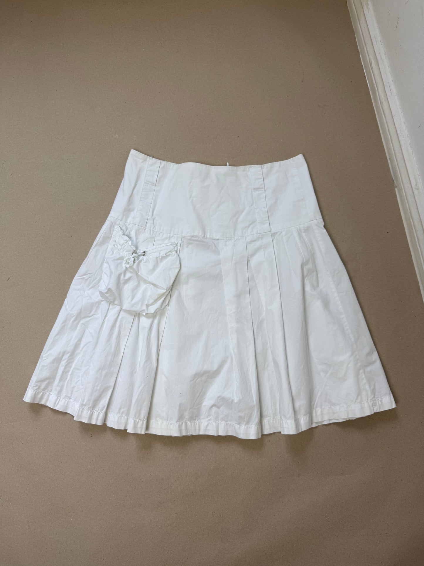 2000s pleated midi skirt