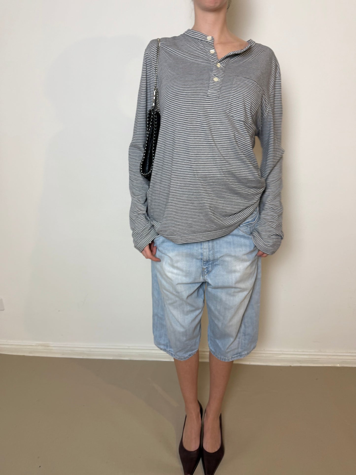 2000s Levis engineered buckle shorts