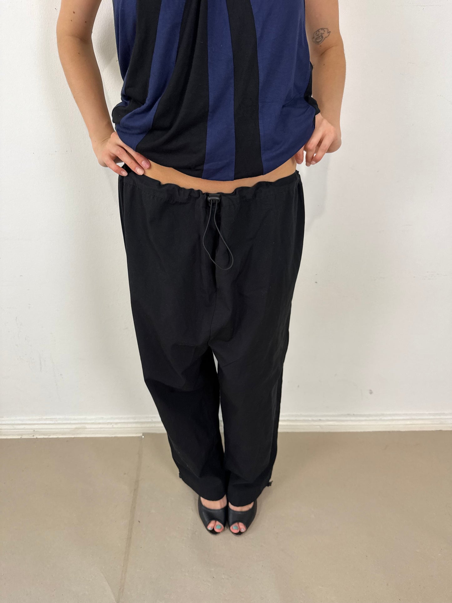 2000s parachute military pants