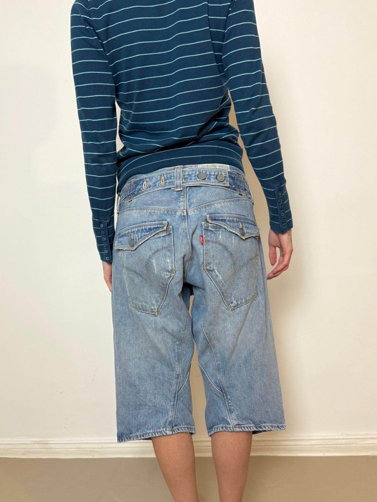 2000s levi’s engineered button shorts