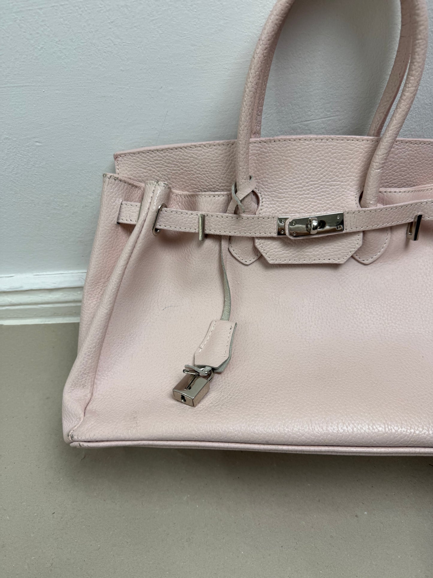 2000s leather firkin bag rose