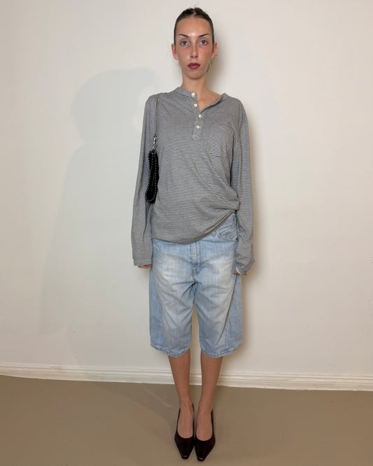 2000s Levis engineered buckle shorts