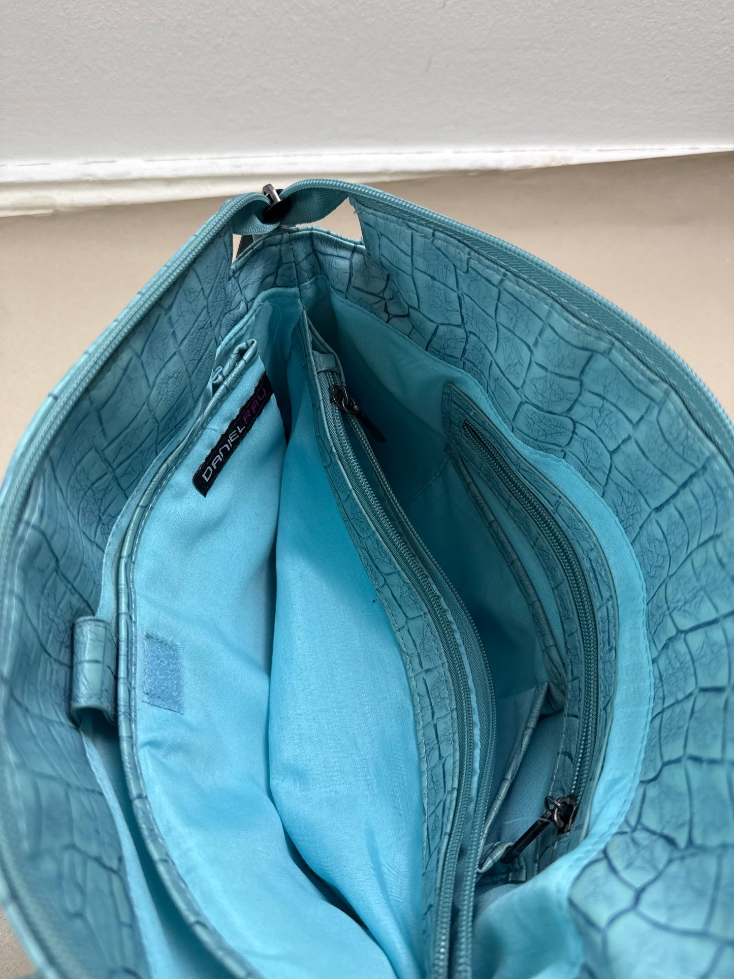2000s firkin style bag turquoise teal