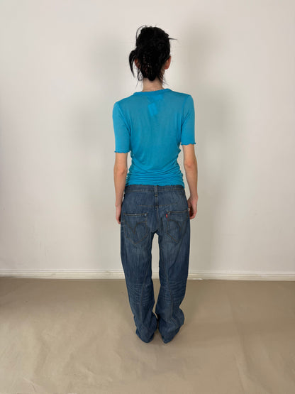 2000s turquoise vneck top