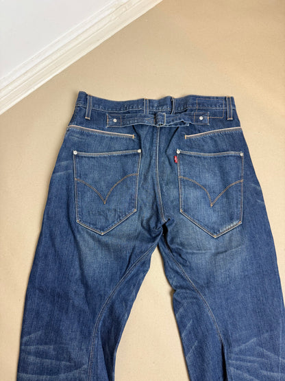 2000s Levi’s engineered buckle selvage W34
