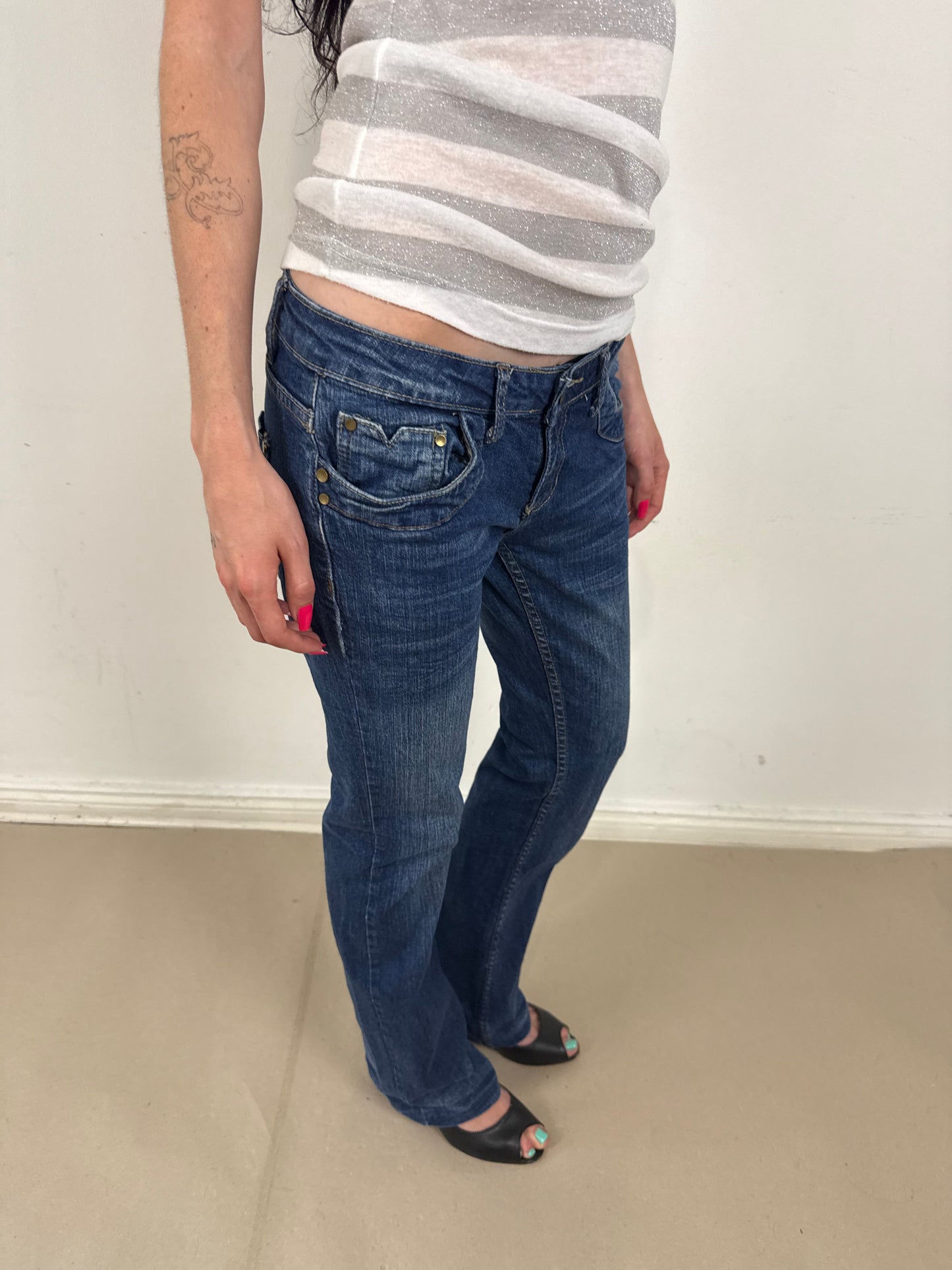 2000s low rise flared jeans
