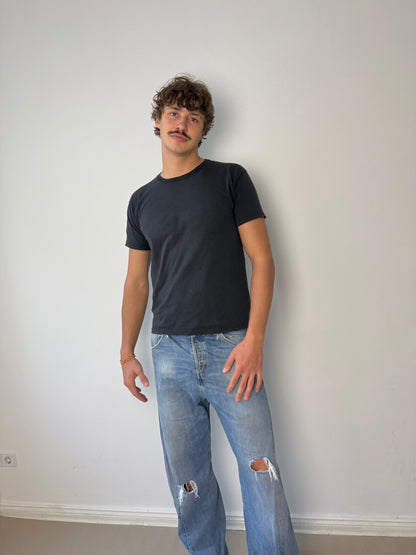 2000s Levis engineered buckle distressed