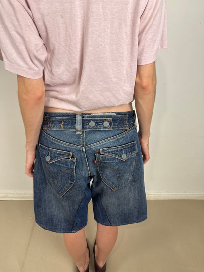 2000s Levi’s engineered button back shorts W29