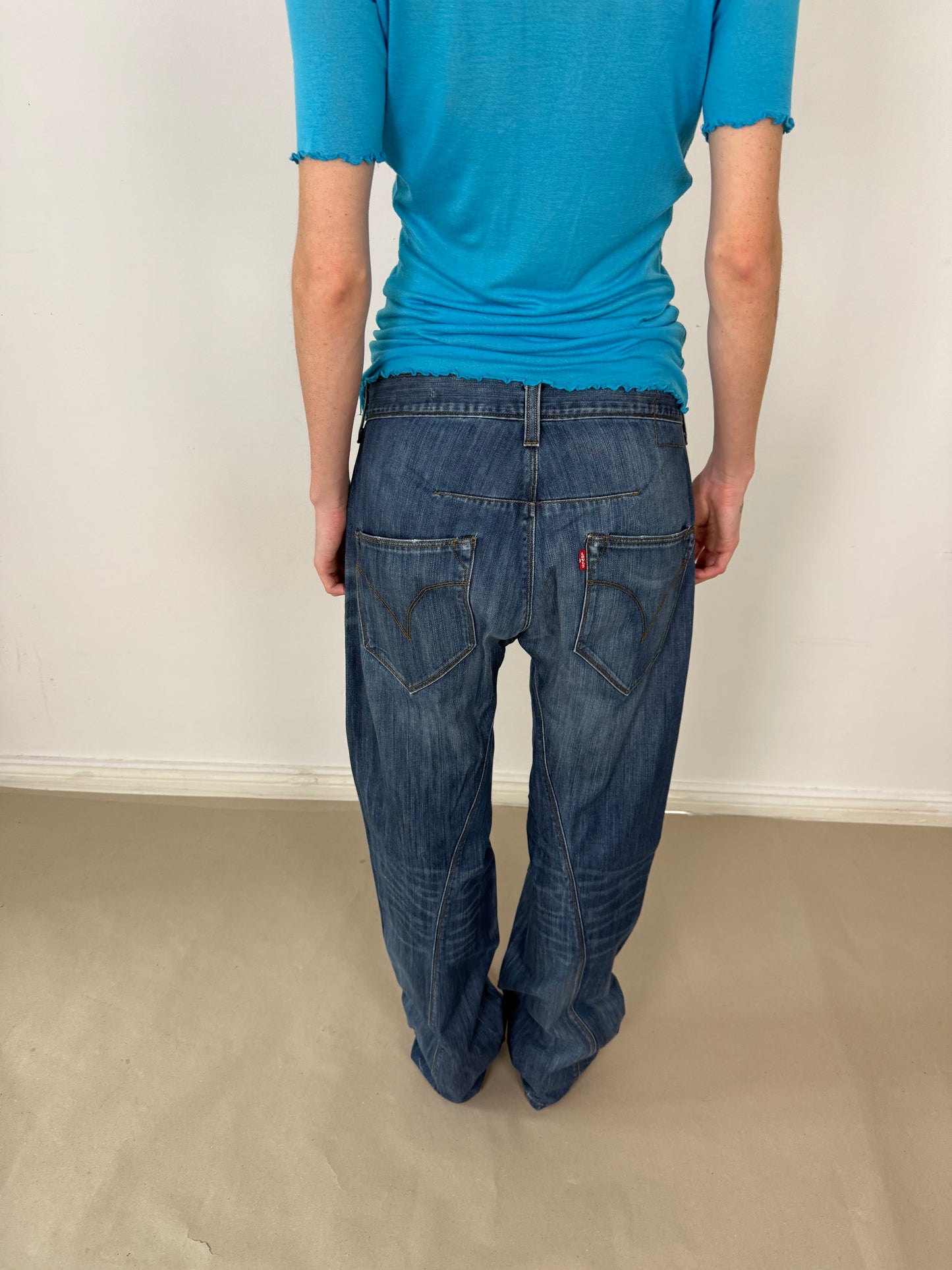 Levi’s engineered jeans W29