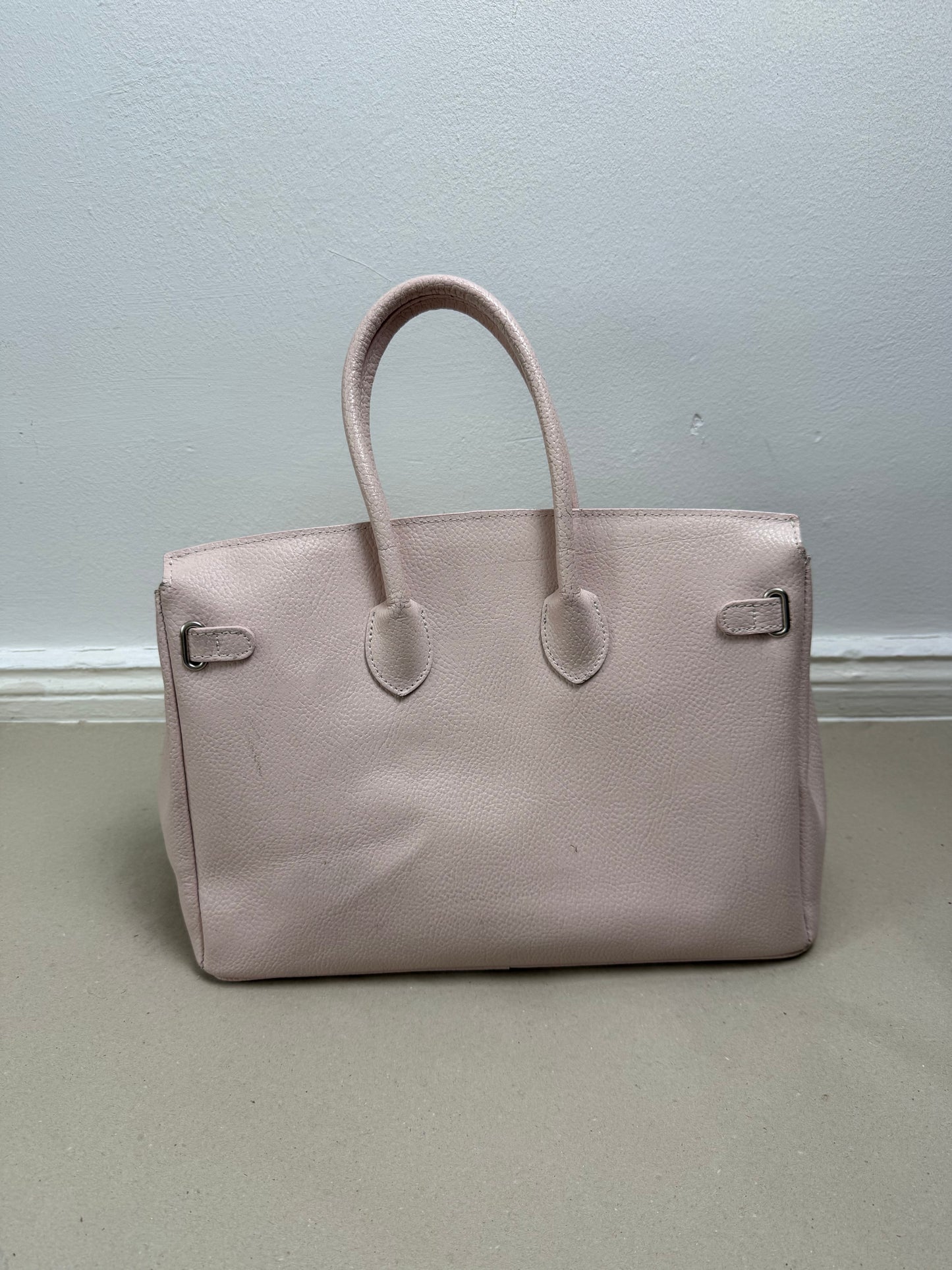 2000s leather firkin bag rose