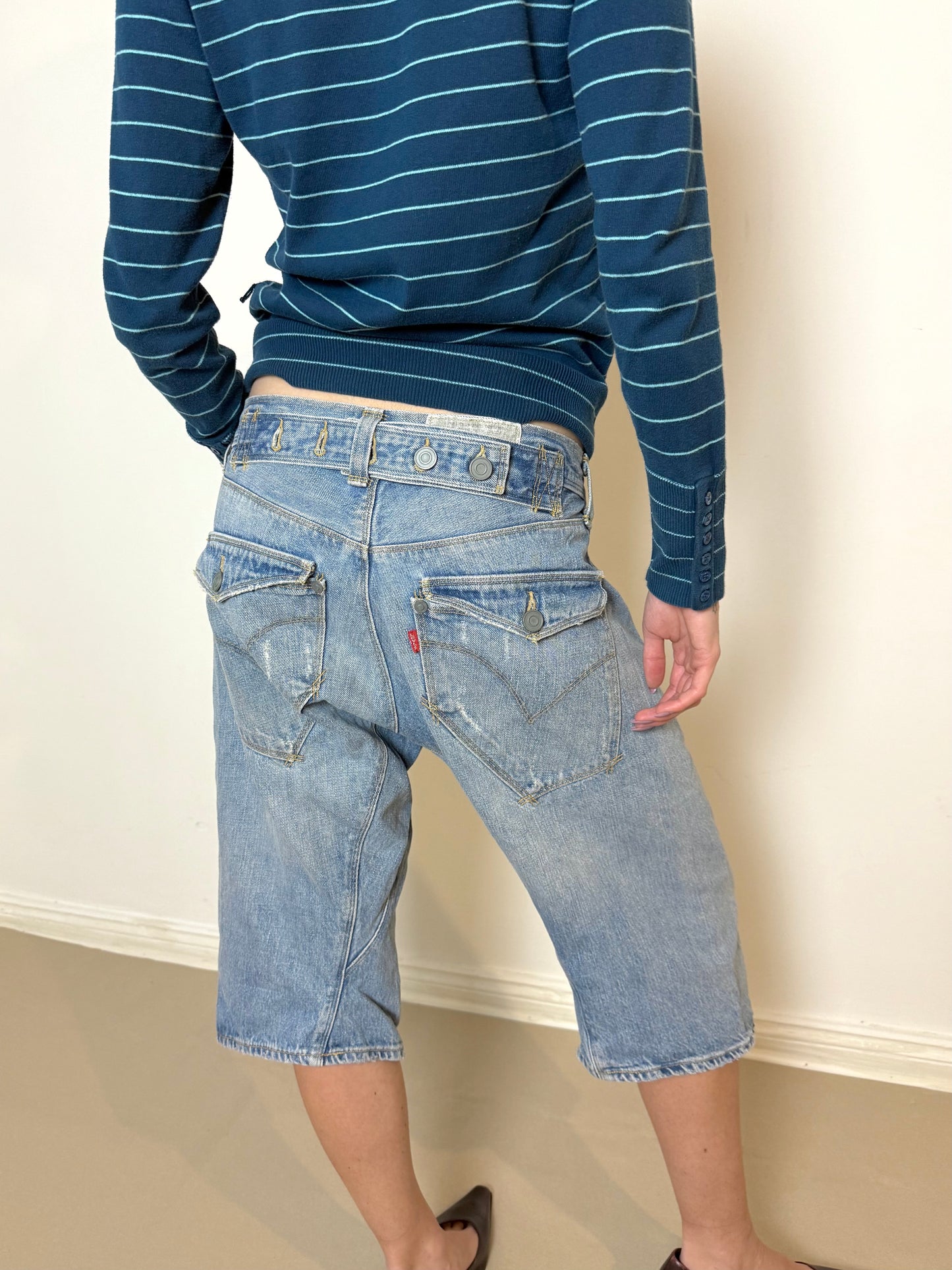 2000s levi’s engineered button shorts