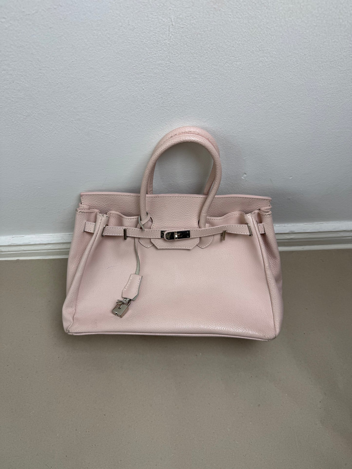 2000s leather firkin bag rose