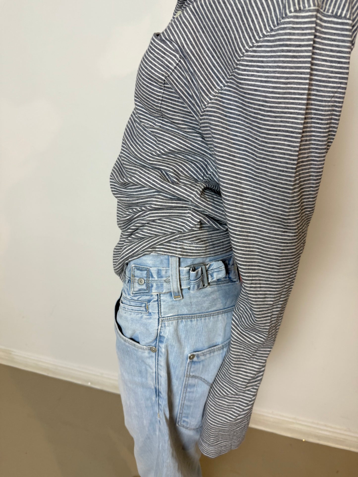 2000s Levis engineered buckle shorts