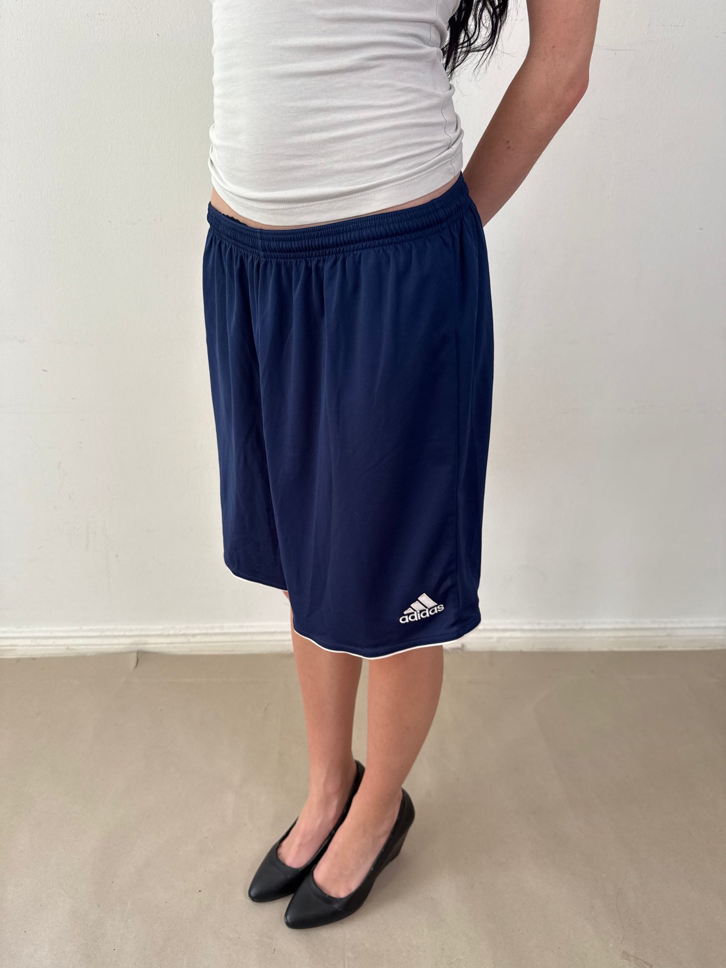 2000s ADIDAS NAVY SHORTS XL