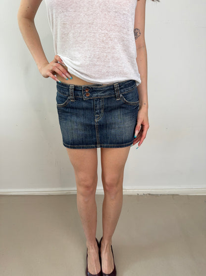 2000s GUESS MINI SKIRT