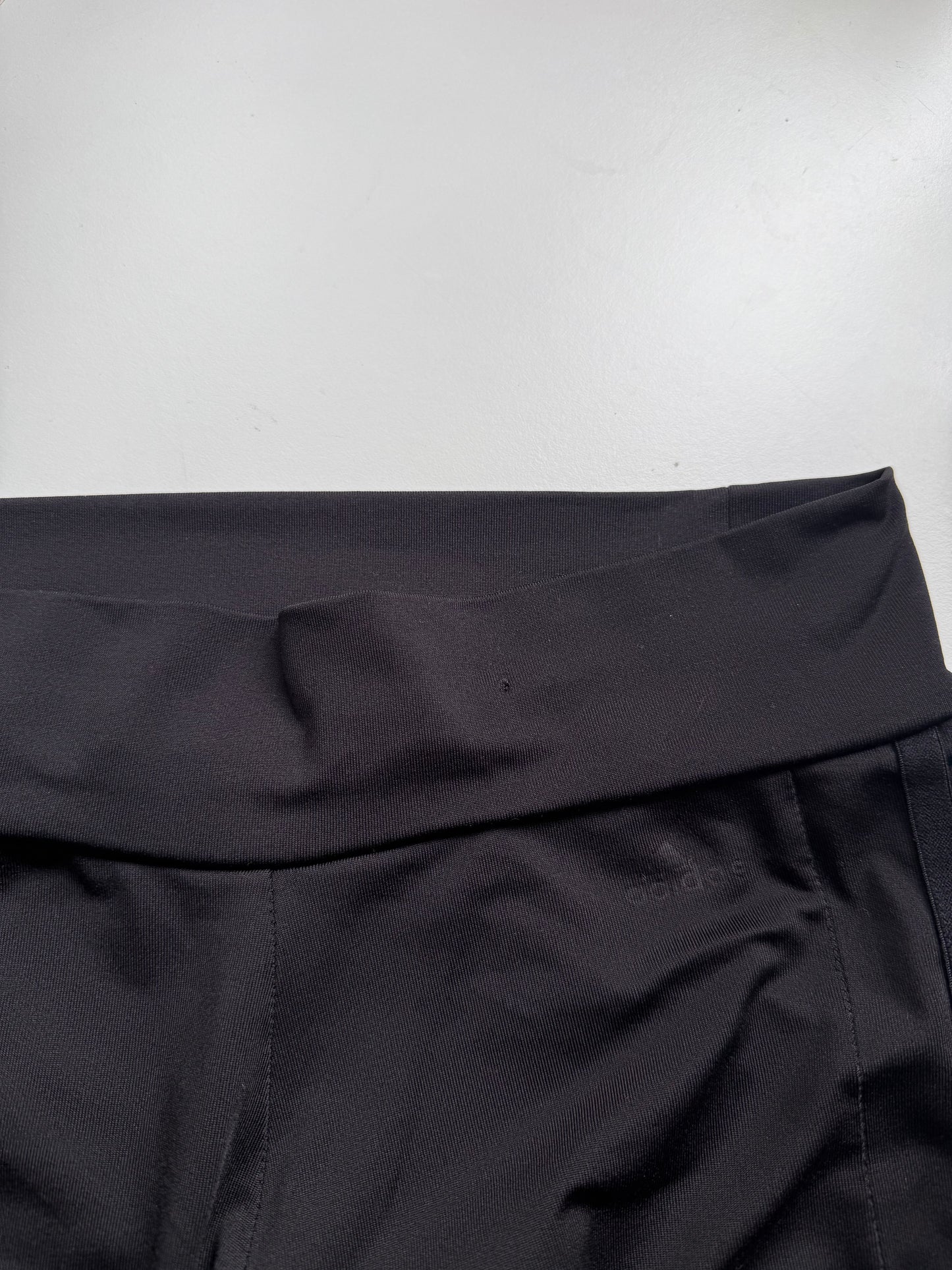 2000s ADIDAS CAPRI PANTS