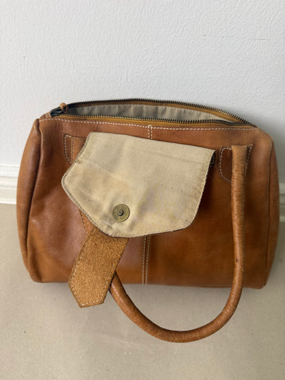 2000s brown leather bag