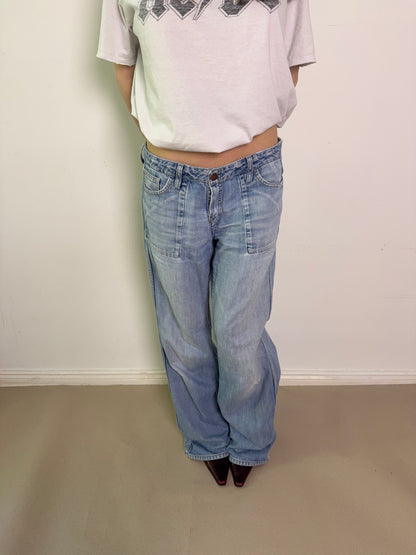 2000s distressed low jeans