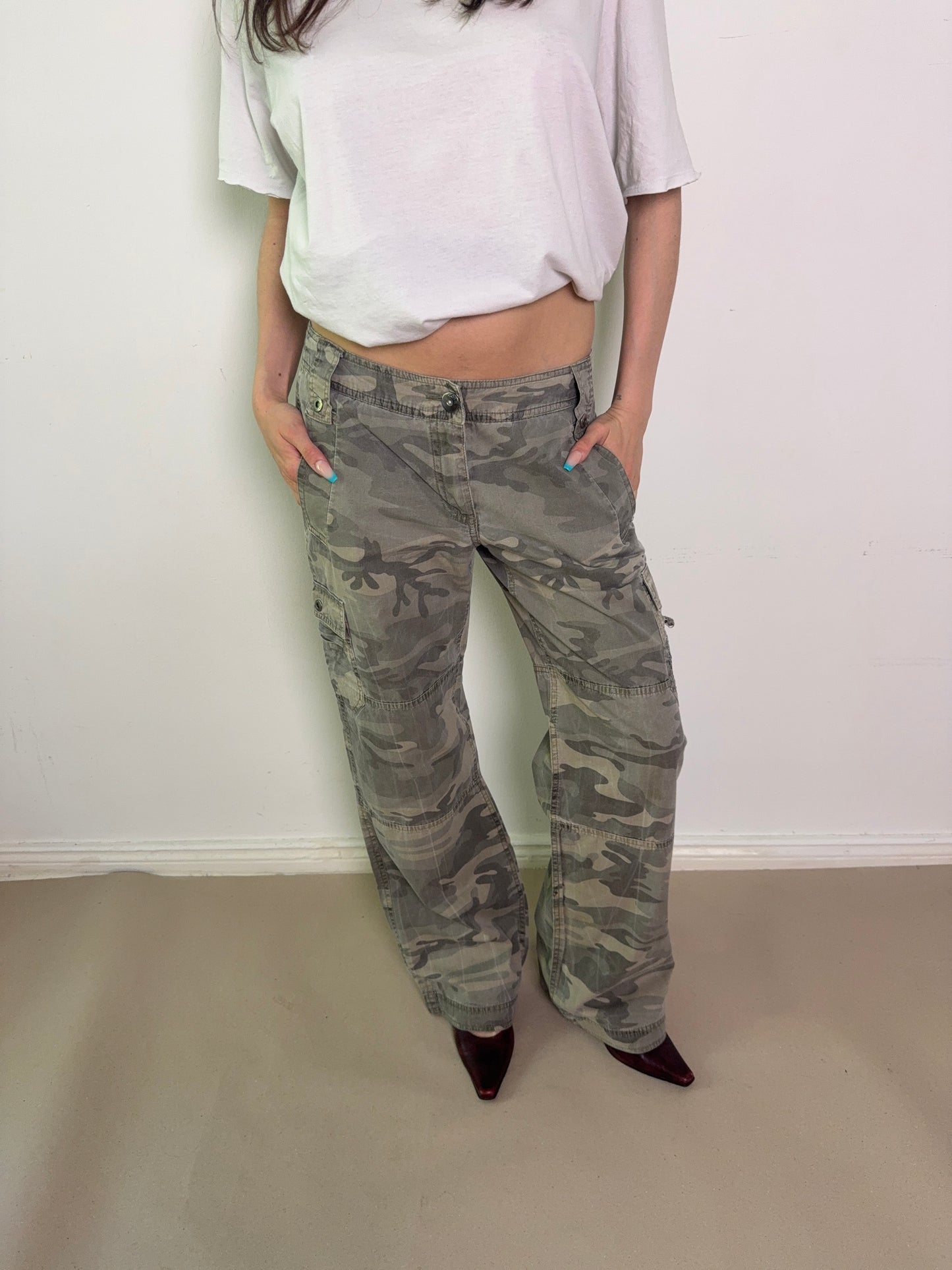 2000s baggy cargopants