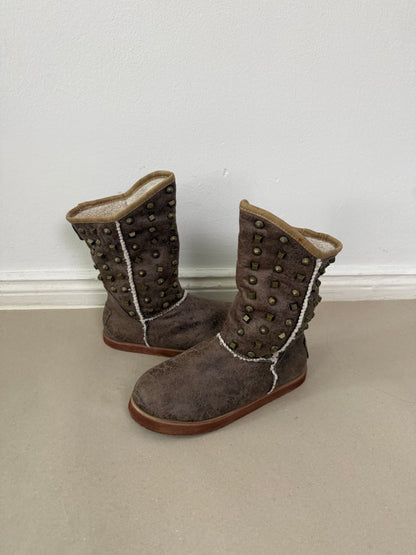 2000s deadstock studded boots