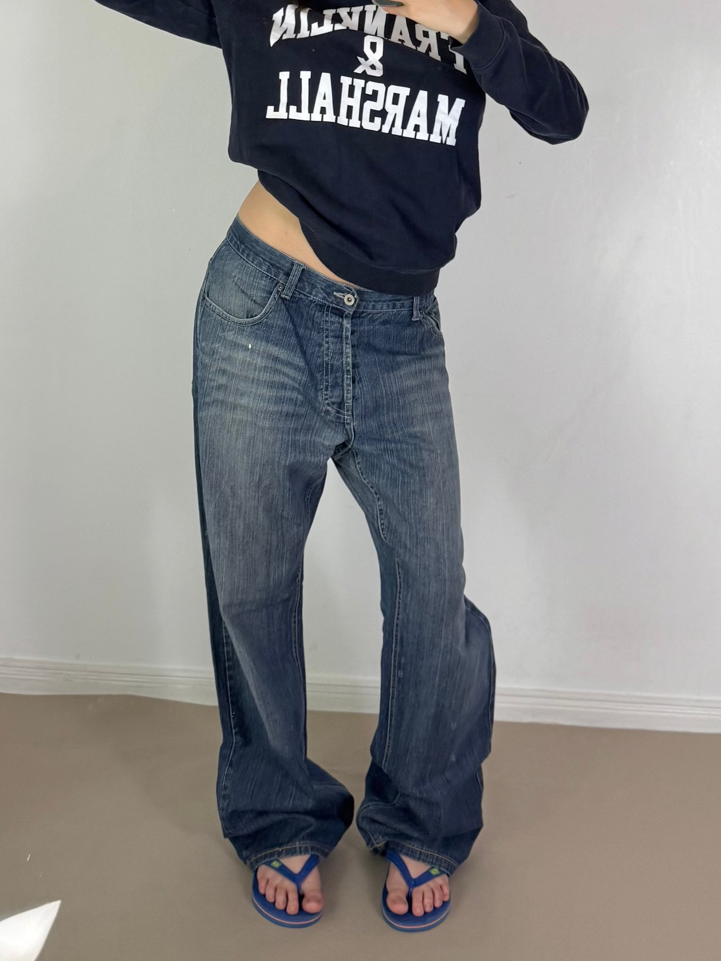 1990s baggy jeans