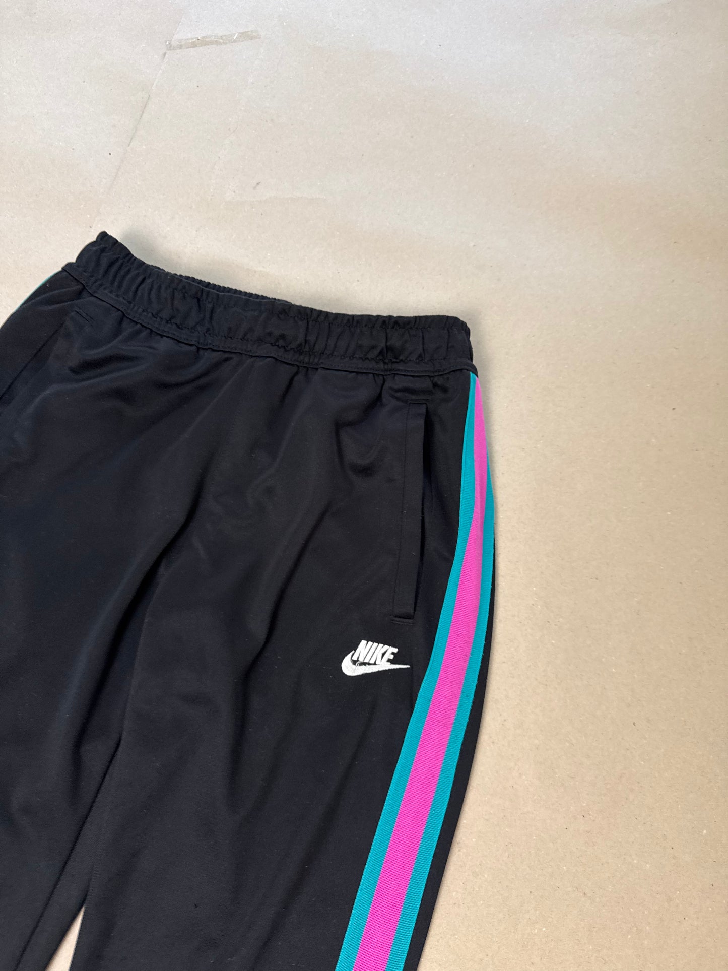 1990s Nike tracksuit
