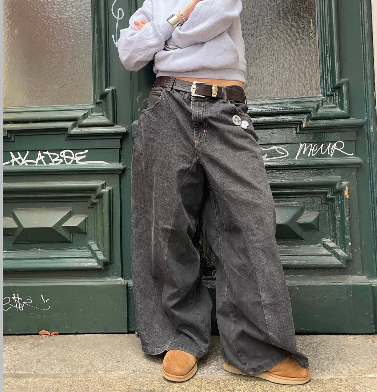 TIN & BADGE SET (3 pcs)